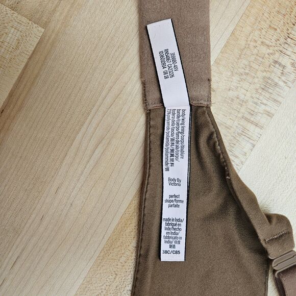 Victoria Secret Perfect Shape 38C Padded Underwire Bra Convertible Strap RN54867 - Picture 4 of 6